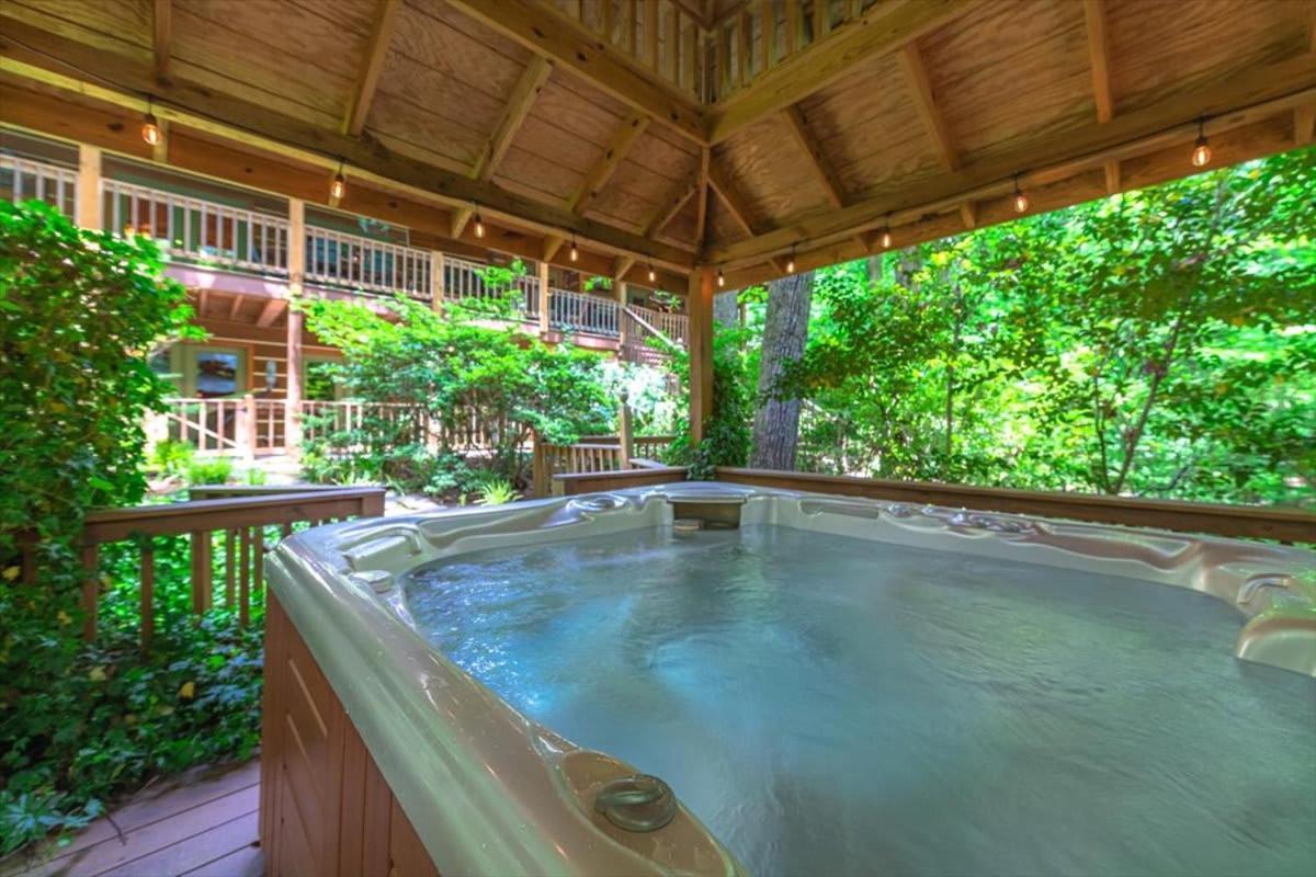 Вилла Waterfront Mountain Cabin With Hot Tub Блу-Ридж Экстерьер фото
